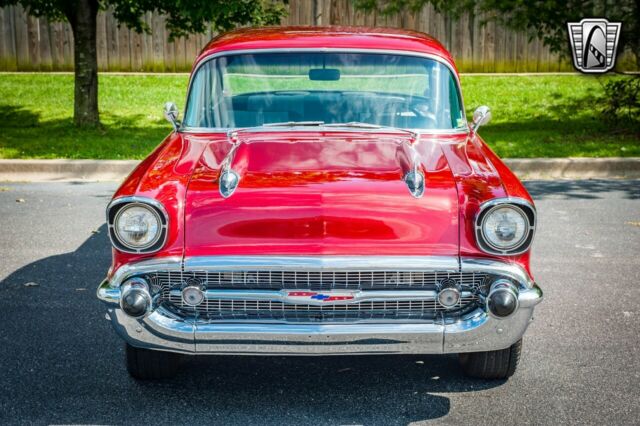 Chevrolet Bel Air/150/210 1957 image number 32