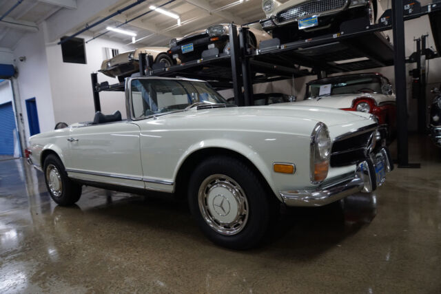 Mercedes-Benz 280SL Roadster 1969 image number 28