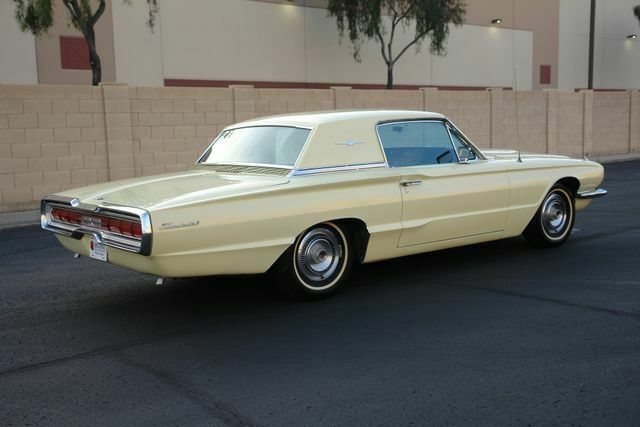 Ford Thunderbird 1966 image number 2