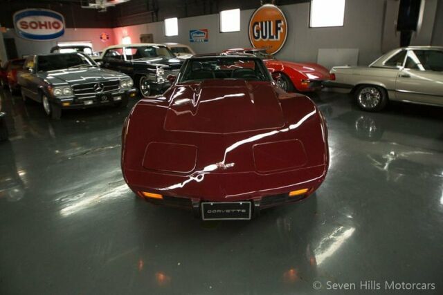 Chevrolet Corvette 1977 image number 21