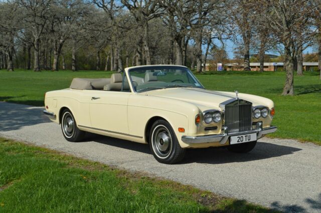 Rolls-Royce Corniche 1972 image number 24