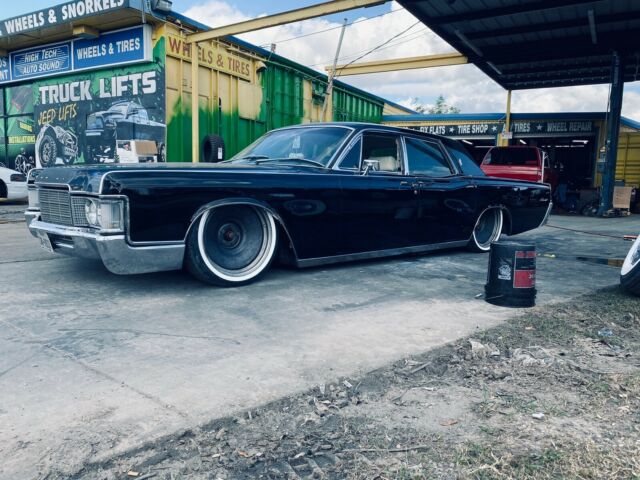 Lincoln Continental 1969 image number 17