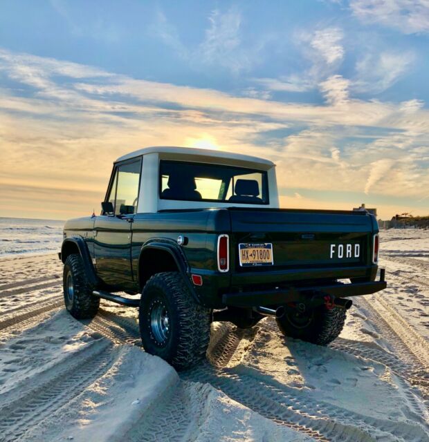 Ford Bronco 1968 image number 24