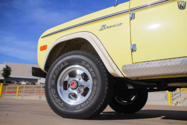 Ford Bronco 1974 image number 31