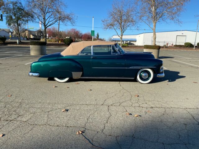 Chevrolet Styleline Deluxe 1951 image number 0