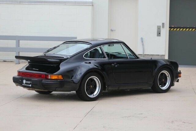 Porsche 911 1977 image number 45