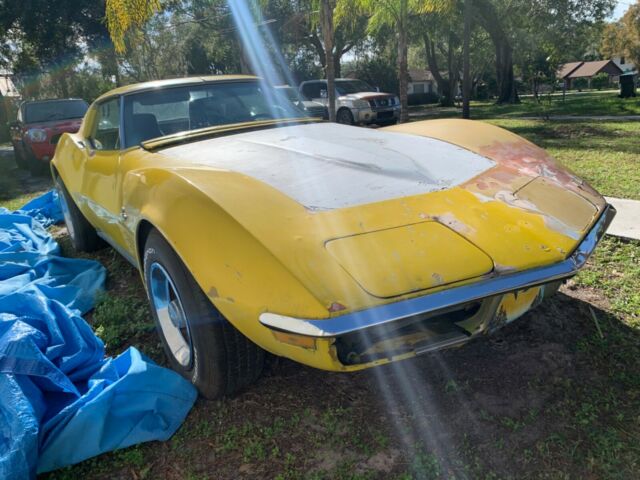 Chevrolet Corvette 1972 image number 15