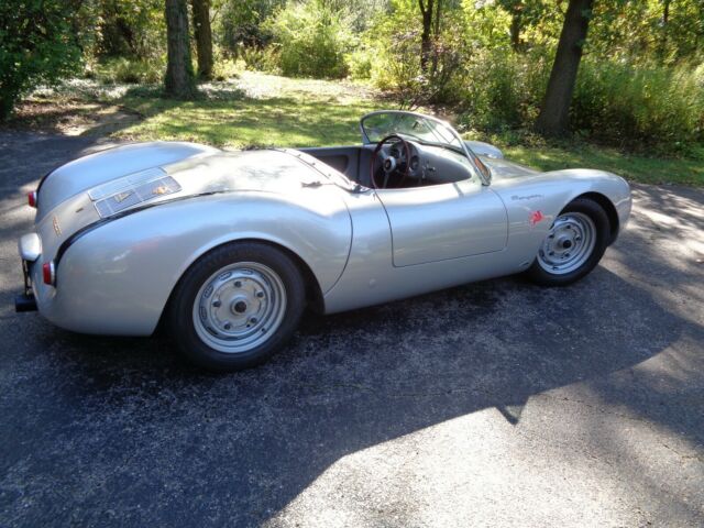 Porsche 550 Spyder Reproduction 1955 image number 1