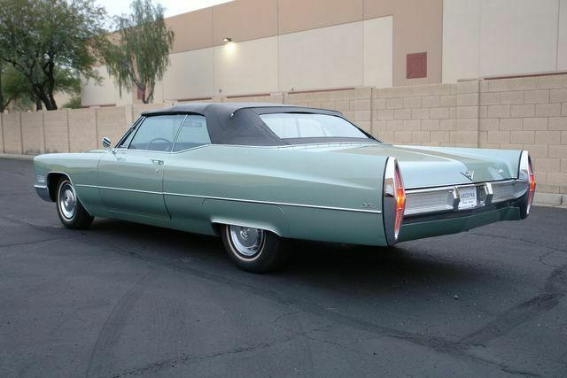 Cadillac DeVille 1967 image number 4