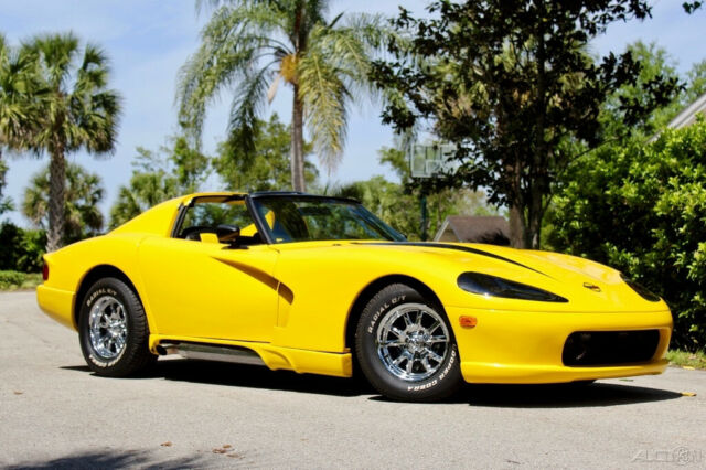 Chevrolet Corvette 1976 image number 1