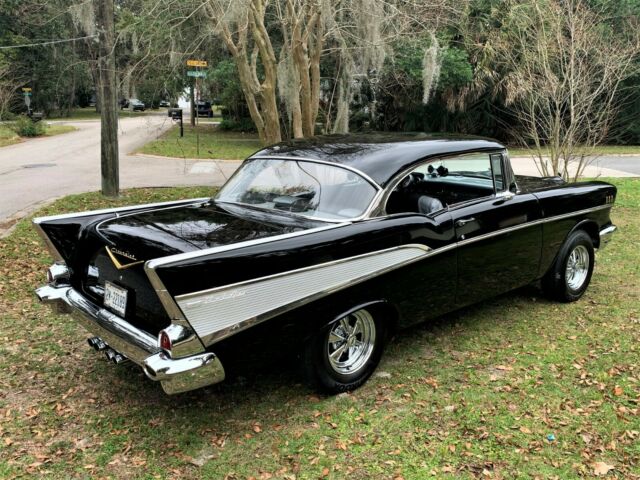 Chevrolet Bel Air/150/210 1957 image number 1