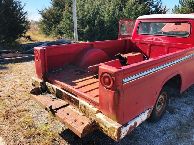 International Harvester 1100A 1966 image number 7