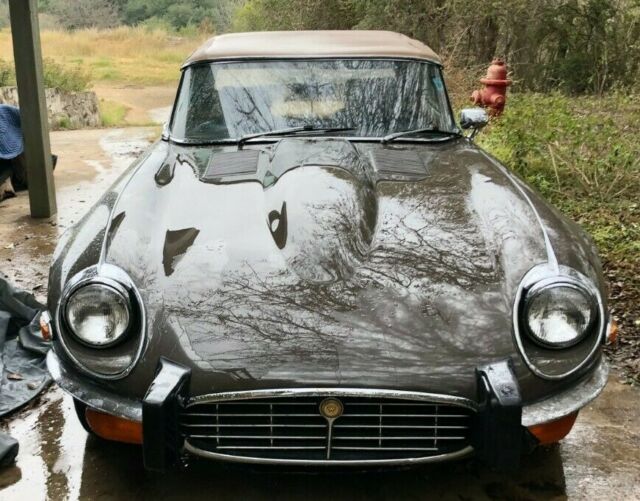 Jaguar E-Type 1973 image number 0