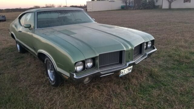 Oldsmobile Cutlass 1972 image number 2