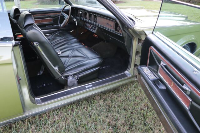 Lincoln Continental 1970 image number 40