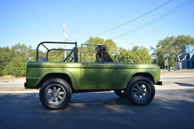 Ford Bronco 1969 image number 10