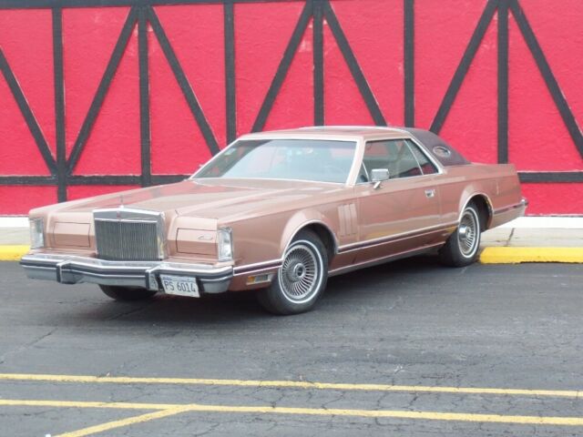 Lincoln Continental 1979 image number 25