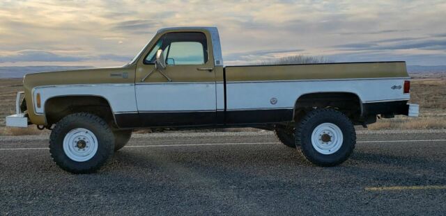 Chevrolet C/K Pickup 2500 1976 image number 25