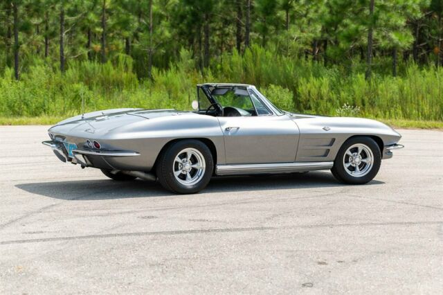 Chevrolet Corvette 1964 image number 11