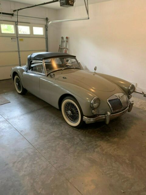 MG MGA 1960 image number 0