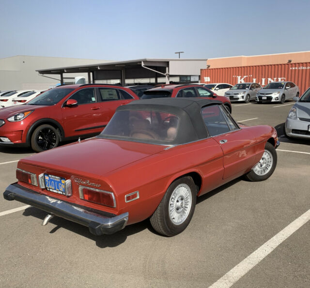 Alfa Romeo Spider 1974 image number 0