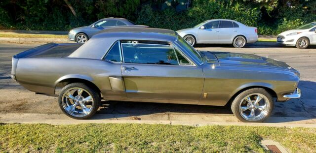 Ford Mustang 1967 image number 15