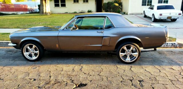 Ford Mustang 1967 image number 2