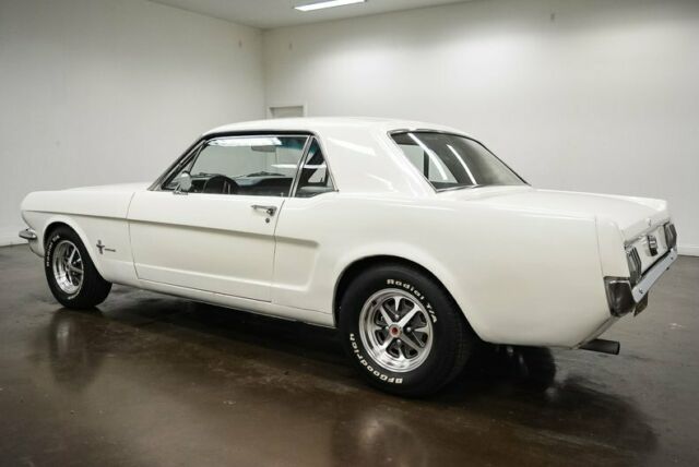 Ford Mustang 1965 image number 4