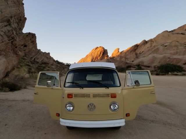 Volkswagen Bus/Vanagon 1978 image number 29