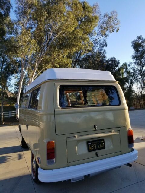 Volkswagen Bus/Vanagon 1978 image number 30