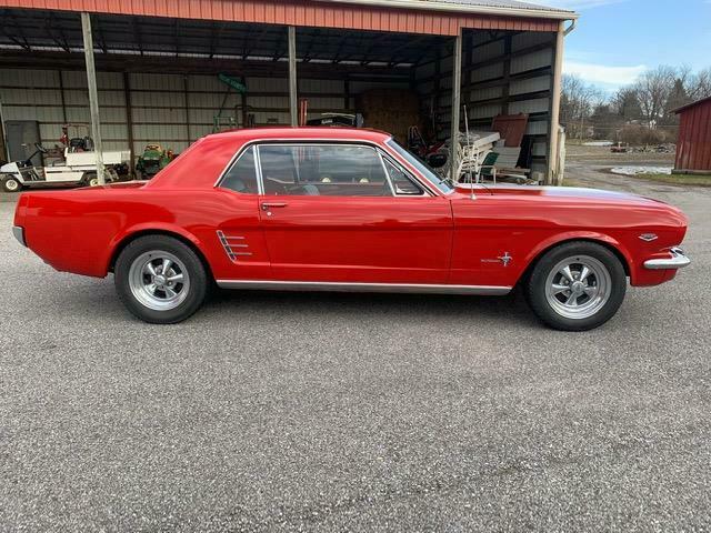 Ford Mustang 1966 image number 9