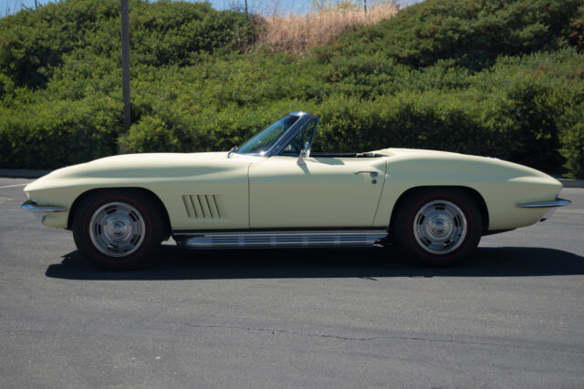 Chevrolet Corvette 1967 image number 47