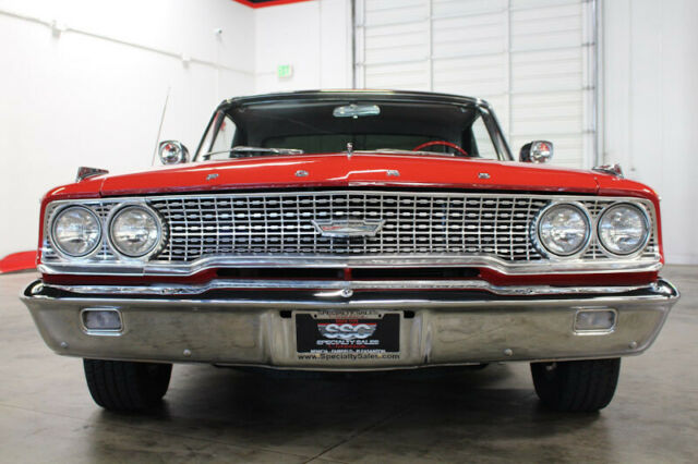 Ford Galaxie 1963 image number 13