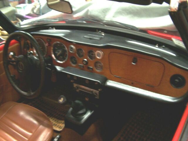 Triumph TR-6 1973 image number 18