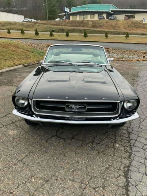 Ford Mustang 1967 image number 1