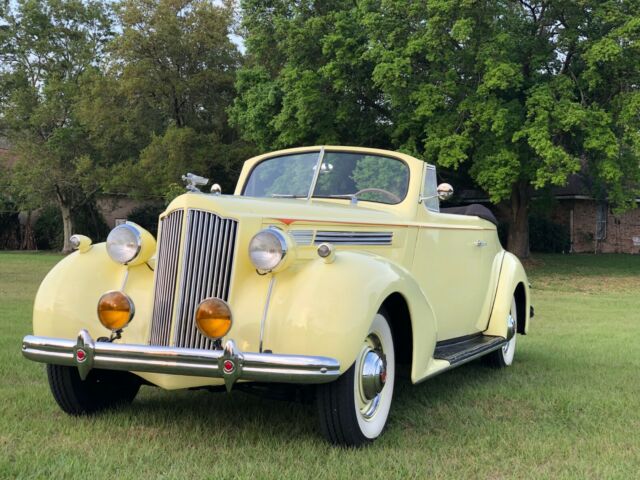 Packard Standard Eight 1939 image number 2