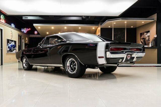 Dodge Charger 1970 image number 38