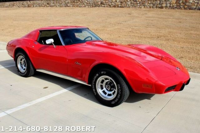 Chevrolet Corvette 1976 image number 30