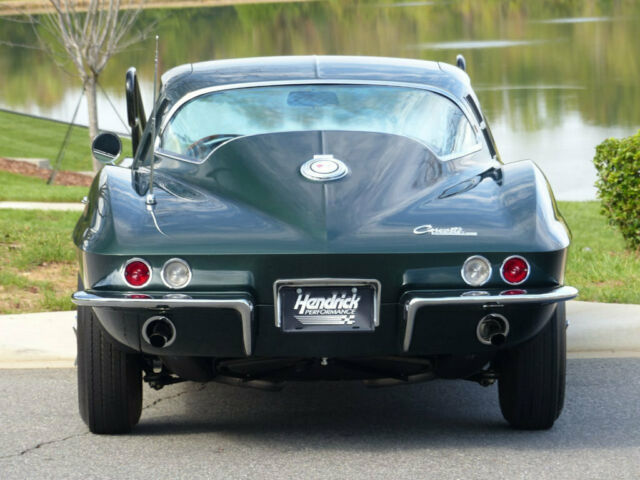 Chevrolet Corvette 1965 image number 28