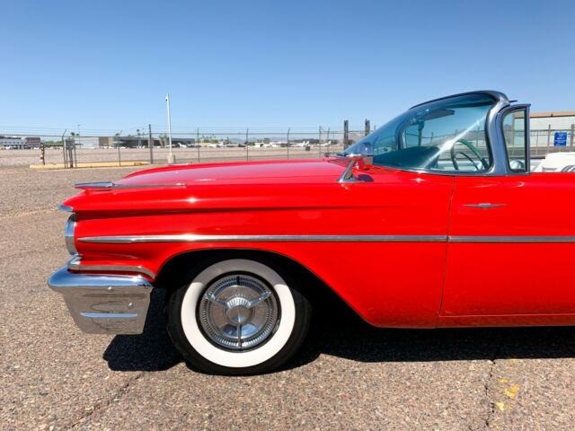 Pontiac Bonneville 1959 image number 36