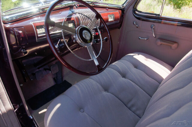 Buick Limited 1939 image number 37