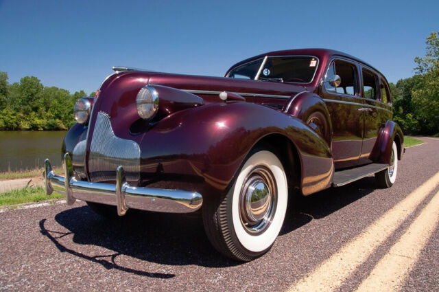 Buick Limited 1939 image number 6