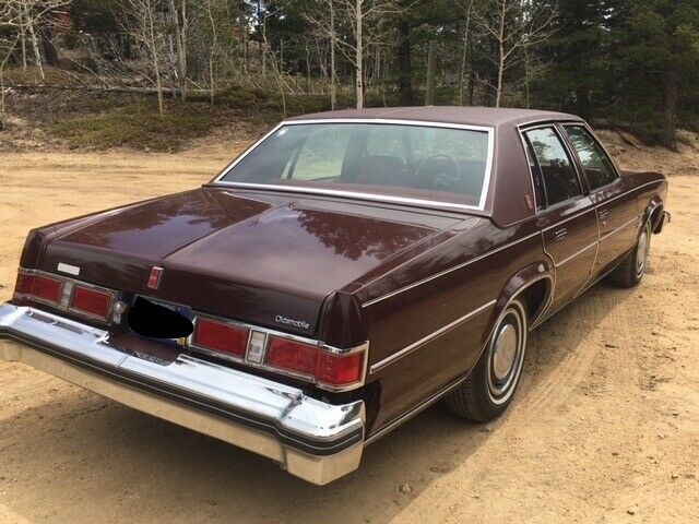 Oldsmobile Eighty-Eight 1978 image number 3