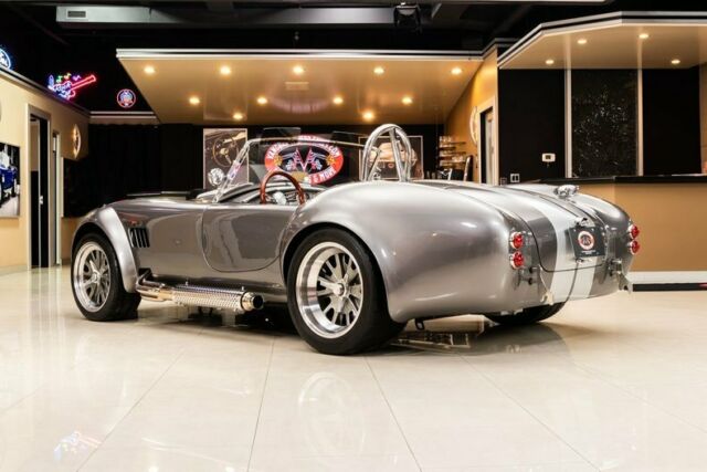 Shelby Cobra 1965 image number 38