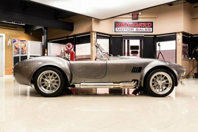 Shelby Cobra 1965 image number 9