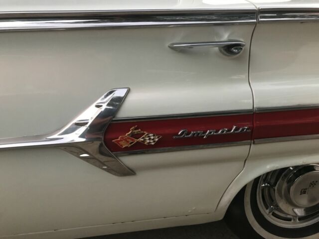 Chevrolet Impala 1960 image number 11