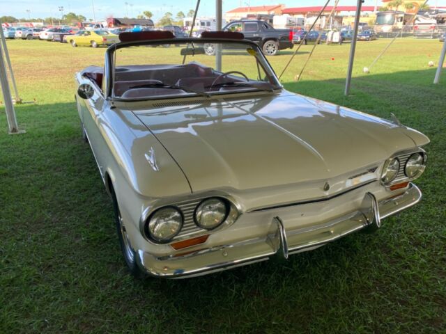 Chevrolet Corvair 1963 image number 10