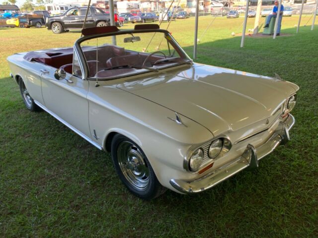 Chevrolet Corvair 1963 image number 29