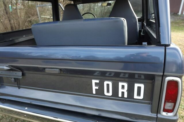 Ford Bronco 1973 image number 27