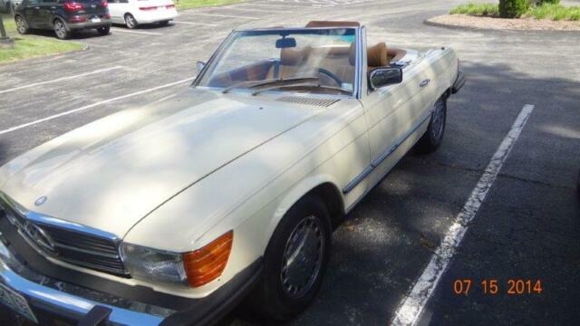 Mercedes-Benz SL-Class 1979 image number 3